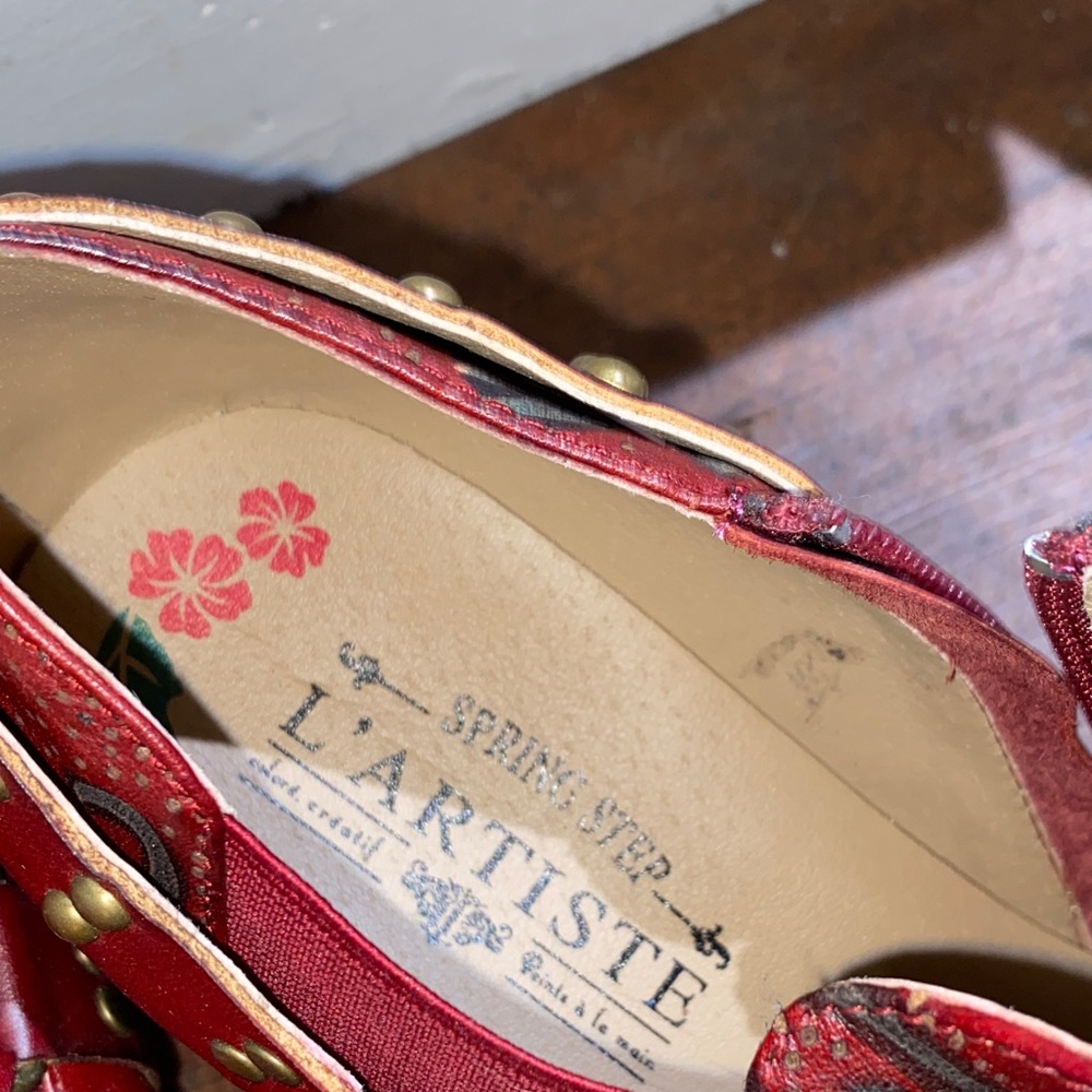 L'Artiste by Spring Step Kacielou Booties. Size 8.5 - Picture 5 of 7